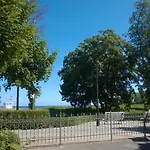 Ruhige Mit Strandkorb, Stranddistel, בינץ