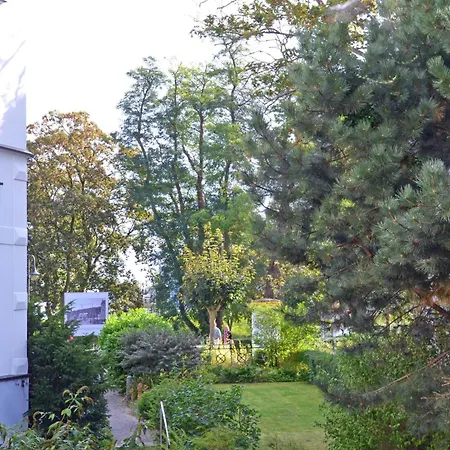 Ruhige Mit Strandkorb, Stranddistel, Apartment