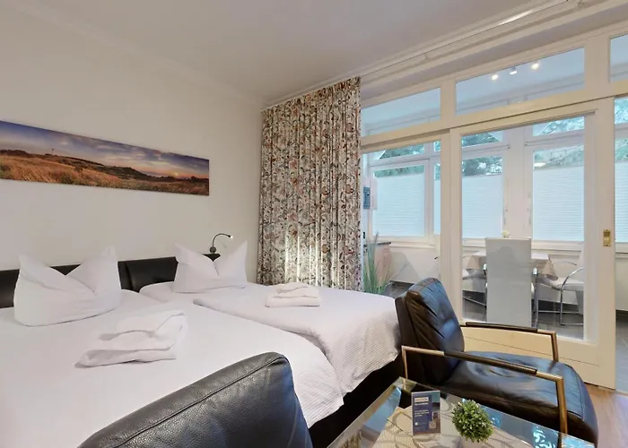 Ruhige Mit Strandkorb, Stranddistel, 公寓